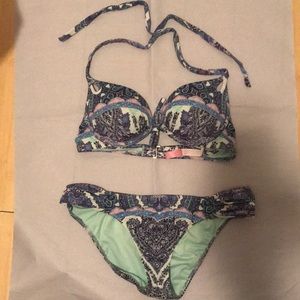 Victoria’s Secret The Gorgeous Push Up Halter